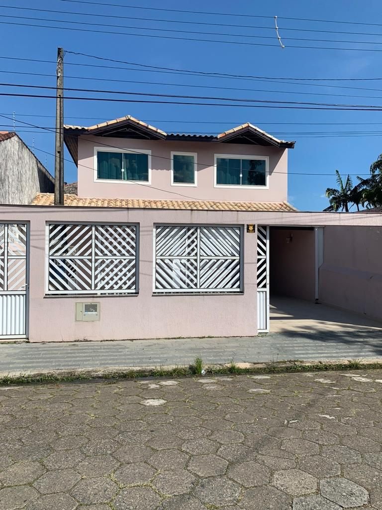 Sobrado no Centro de Peruíbe - foto 1